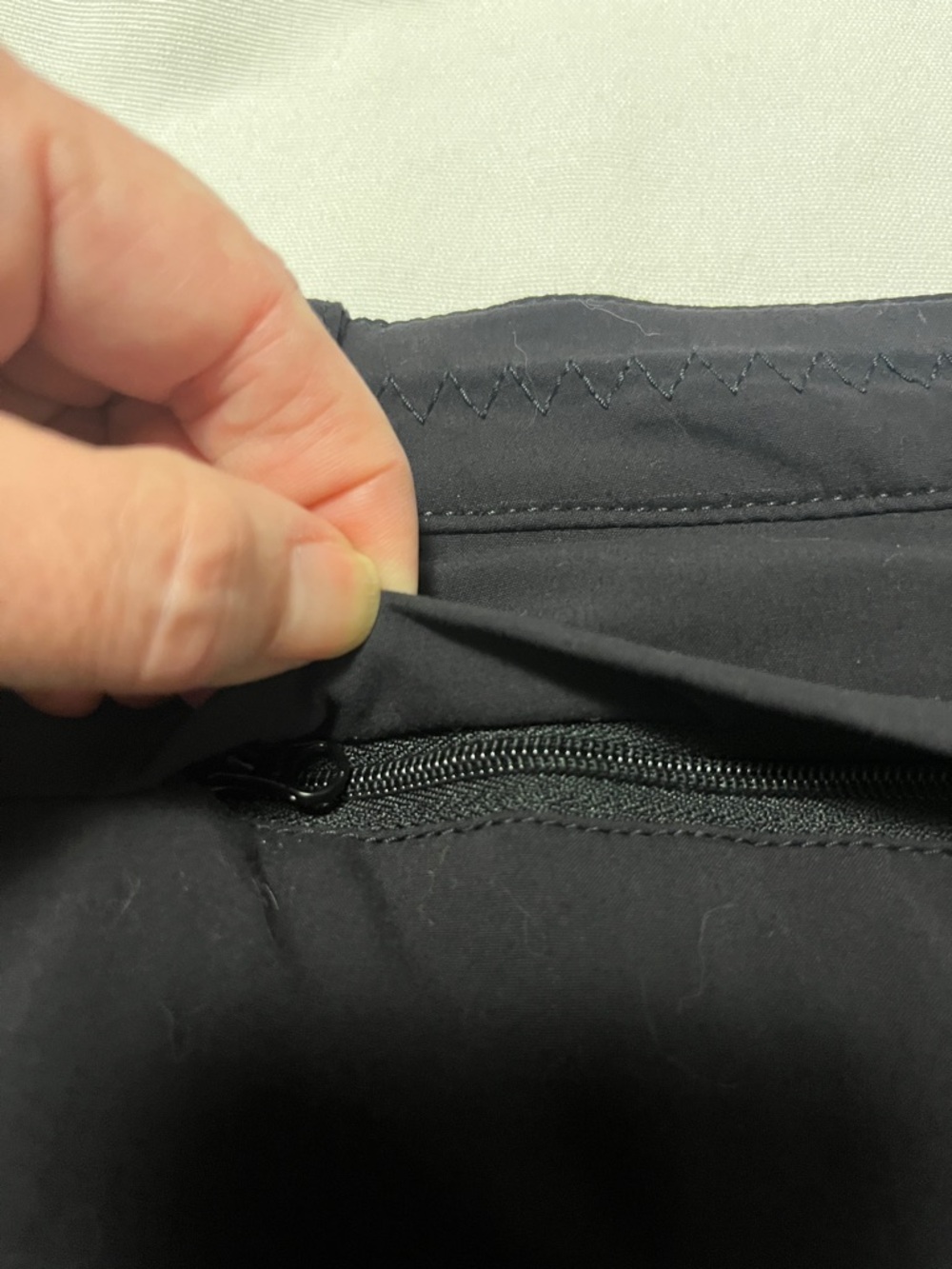 Eddie Bauer Black Women's Bermuda Shorts - Picture 5 of 5